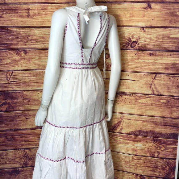 White Anthropologie Dress with Purple Embrodiery - Picture 4 of 8